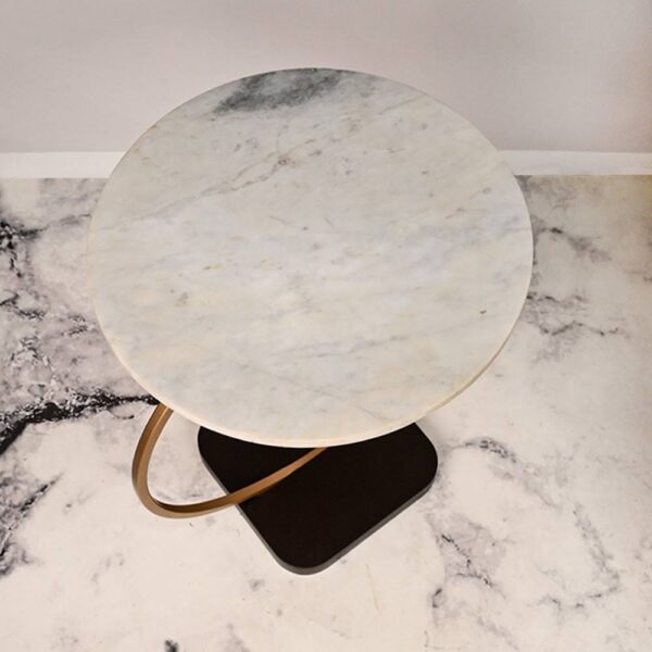side table classic design