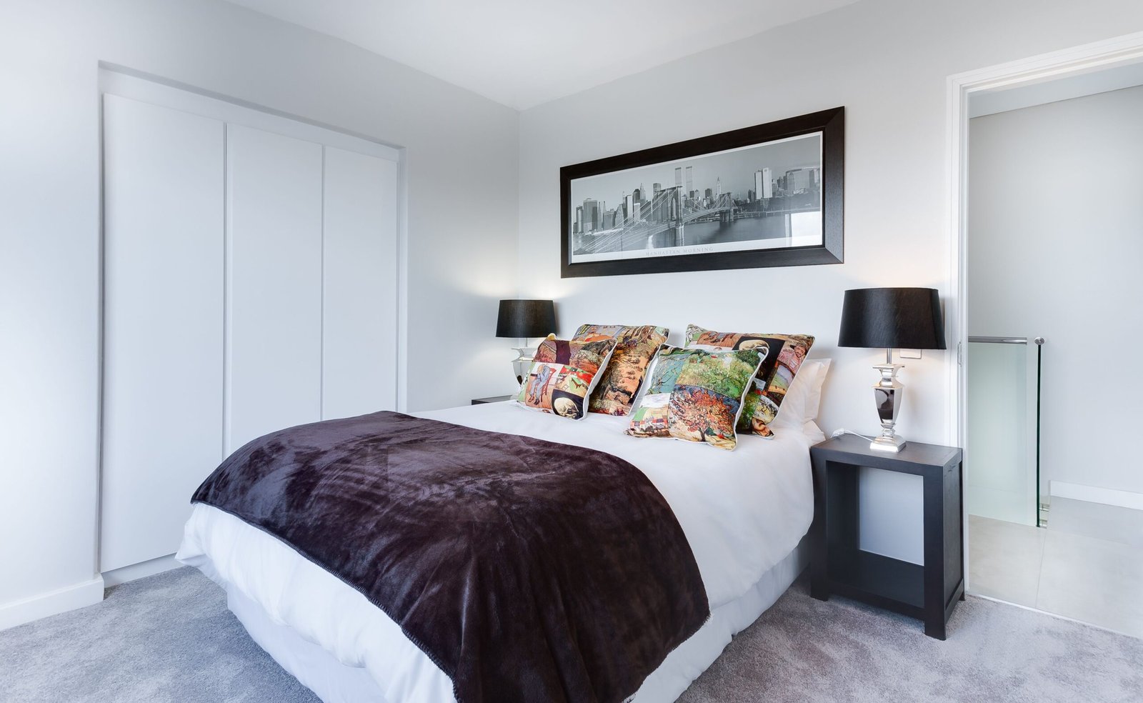 Wooden Bed: 10 Best Wooden Bed Designs for Indian Bedrooms in 2026 1 wooden bed India sheesham bedroom interior 2026